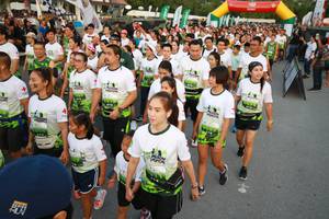 BIB: 
                            <button type="button" onclick="openModal(3530914)" class="btn btn-primary btn-sm float-right btn-popup" data-toggle="modal" data-target=".modal-high-quality">
                        <i class="fas fa-shopping-cart"></i> Add to Cart
                    </button>
                                            <button type="button" onclick="isThisMe(3530914, true)" class="btn btn-success btn-sm float-right btn-popup btn-isme hidden" data-toggle="tooltip" data-placement="bottom" title="นี่คือรูปของคุณใช่ไหม คลิกที่นี่เพื่อเอาเข้าอัลบั้ม">
                        <i class="fas fa-plus"></i> Add to album
                    </button>
                    <button type="button" onclick="isThisMe(3530914, false)" class="btn btn-warning btn-sm float-right btn-popup btn-isnotme hidden">
                        <i class="fas fa-ban"></i> Remove from album
                    </button>